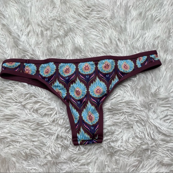 Tavik Monaco Merlot Jayden Moderate Swim Bottom Size Large New with Tag - Picture 5 of 8